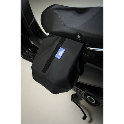 Helmtasche OLLIE passend für Vespa ET2/ET4/LX/LXV/Primavera/Sprint/GTS/GTS Super/GTV 50-310ccm ('14-)